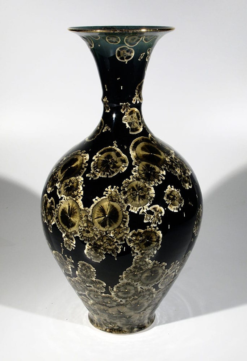 Dark Star Vase Image 1