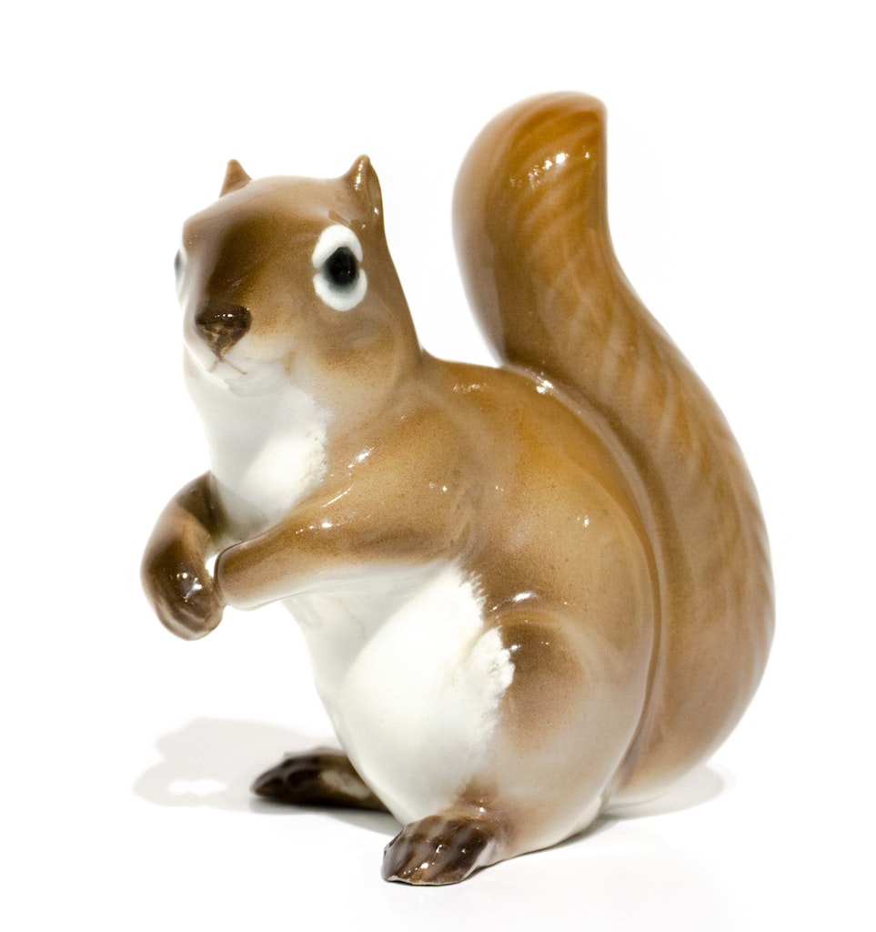 Squirrel by Leo Mol, 1955 Ceramic - (4.5x4.5x2.75 in)